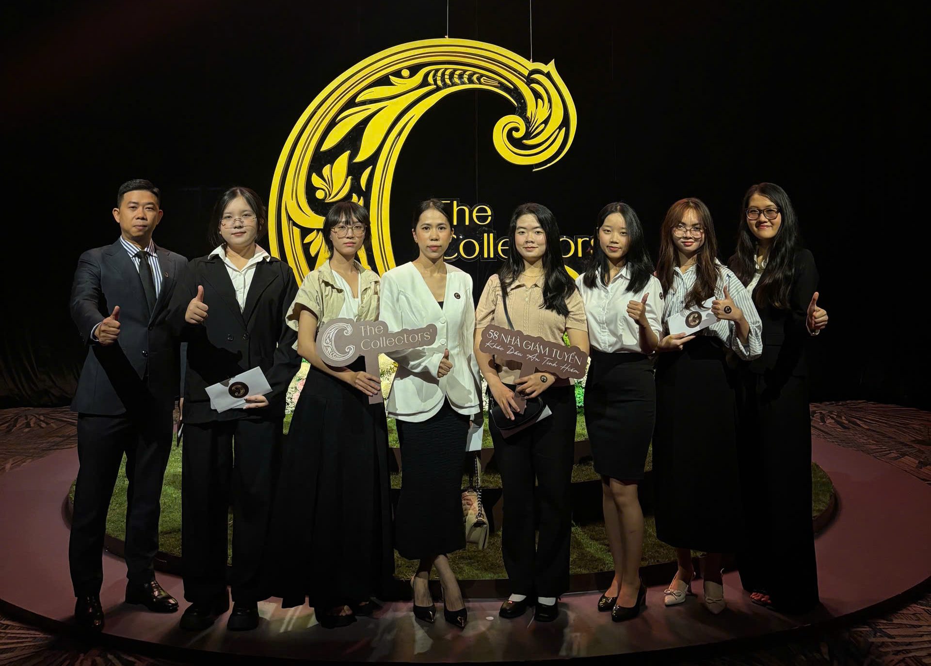 Kim Gia Land là đơn vị tư vấn và phân phối căn hộ, đất nền, nhà phố uy tín tại TP.HCM. Đồng hành cùng khách hàng trong hành trình an cư và đầu tư bền vững.