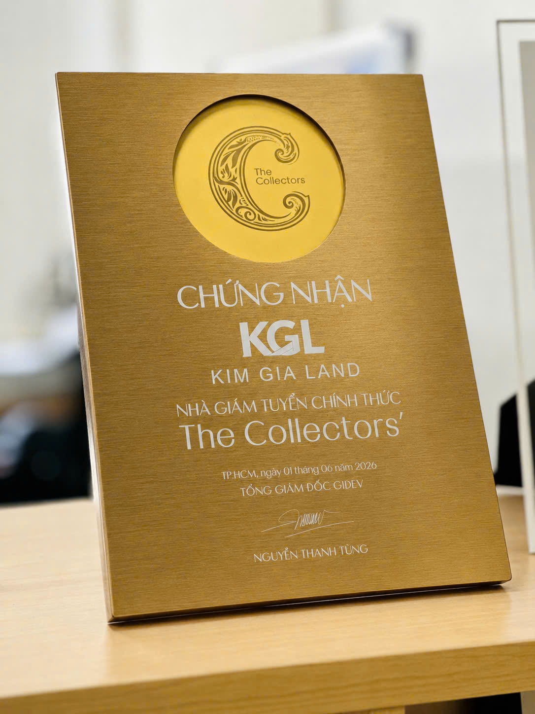 Kim Gia Land - Nhà giám tuyển tinh hiếm của The Collectors'